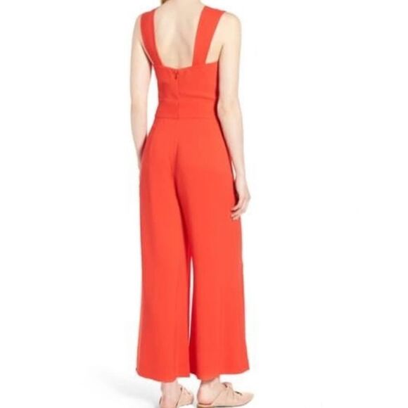 New. Lewit red cropped wide legged jumpsuit. With twisted detail. Size 4/6 - Picture 9 of 12